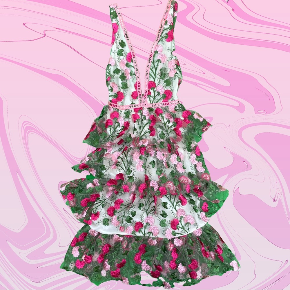 Brand New Missguided floral dress for summer!